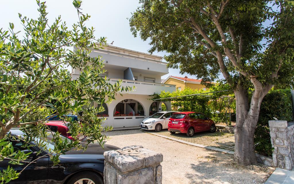 Apartments Kraljic Baška Exteriör bild